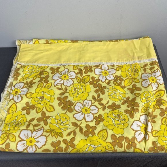 Vintage Yellow & Gold Floral Eyelet Trim Flat‎ Bed Sheet Full Size - Picture 1 of 4